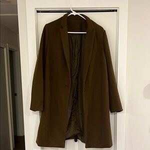 Brown Trench Coat with Relaxed Fit and Lapel Collar